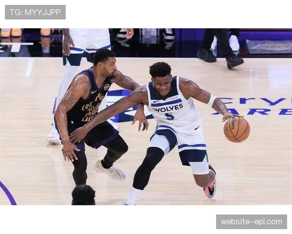 湖人火箭西部第三卡位战白热化 双方胜场差仅0.5场